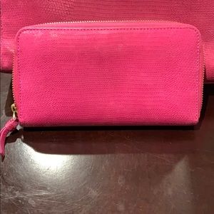 Tory Burch Bags - Tory Burch Fleming ZIP Continental Wallet Tory Burch Bags - Tory Burch Fleming ZIP Continental Wallet